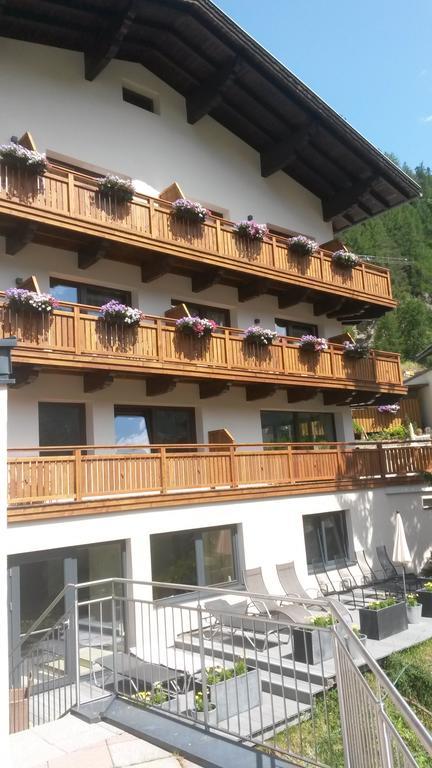 Hotel Garni Fiegl Apart Solden Exterior photo